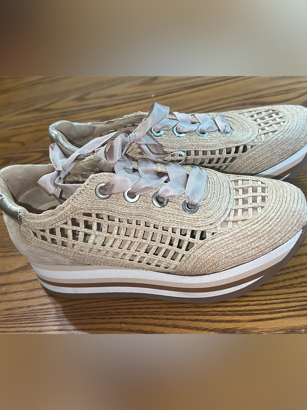 Softwaves Women's Atalia Sneakers In Sand (room)